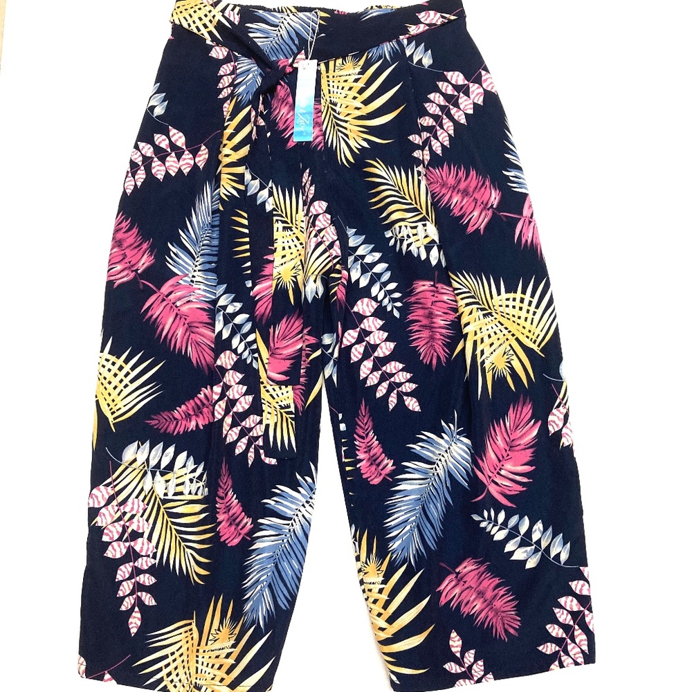 New Elsie & Zoey wide leg pants/capris